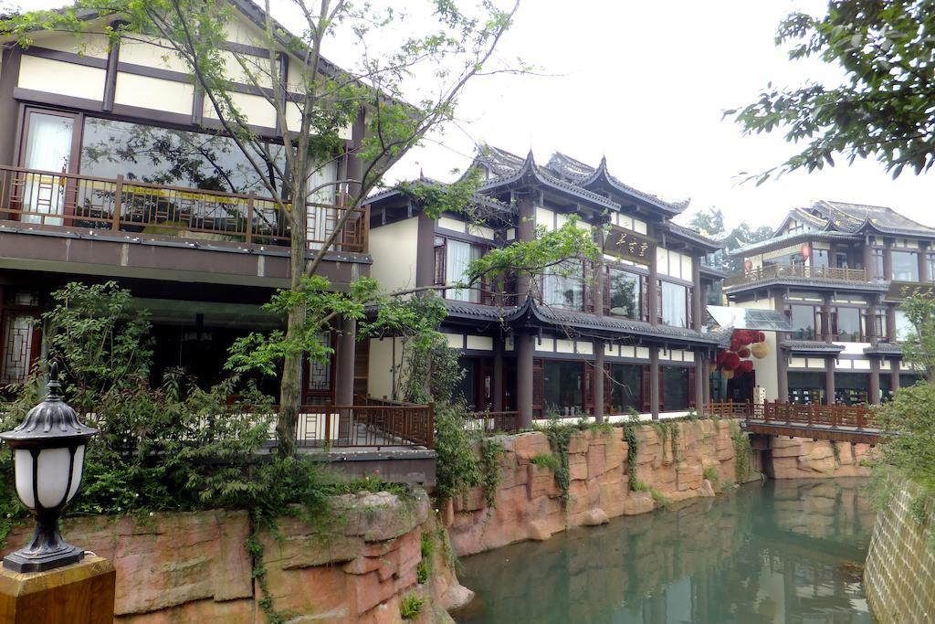 E-Mei Mountain Hotel Emeishan Extérieur photo
