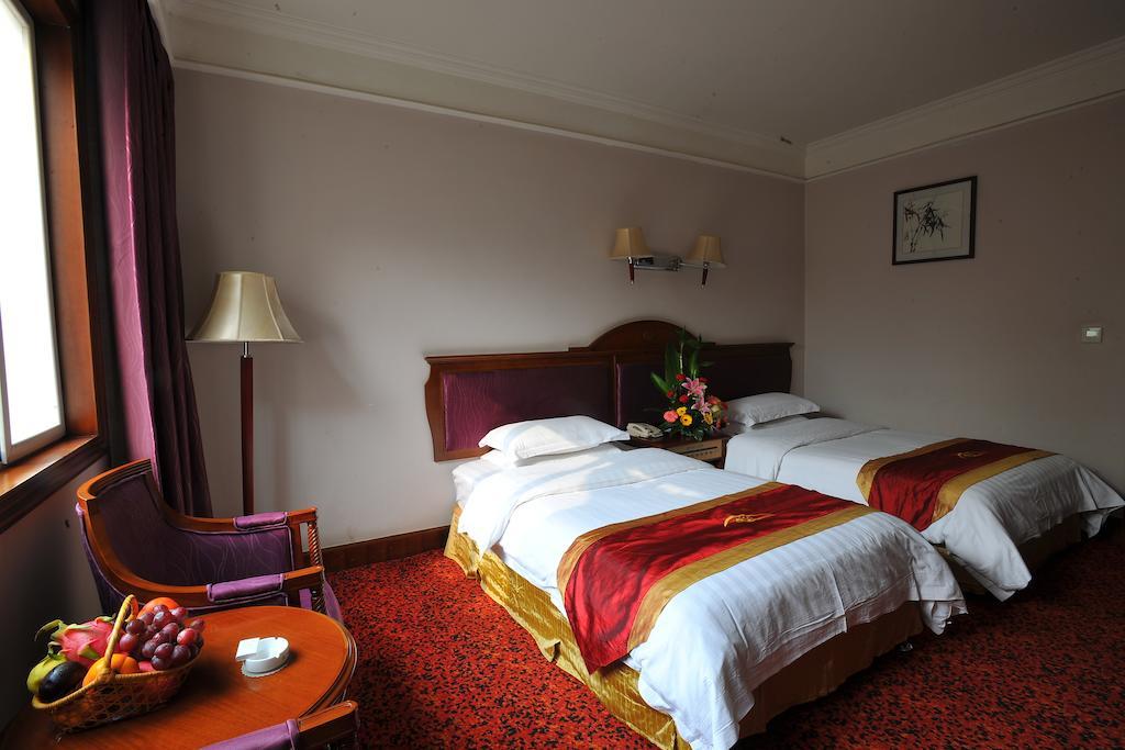 E-Mei Mountain Hotel Emeishan Chambre photo